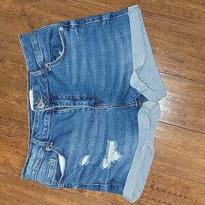 Cut off stretchy Jean Shorts